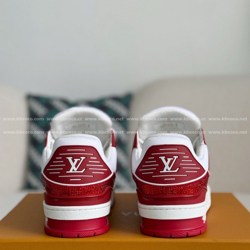 L0*is V*t0n Trainers Sneakers