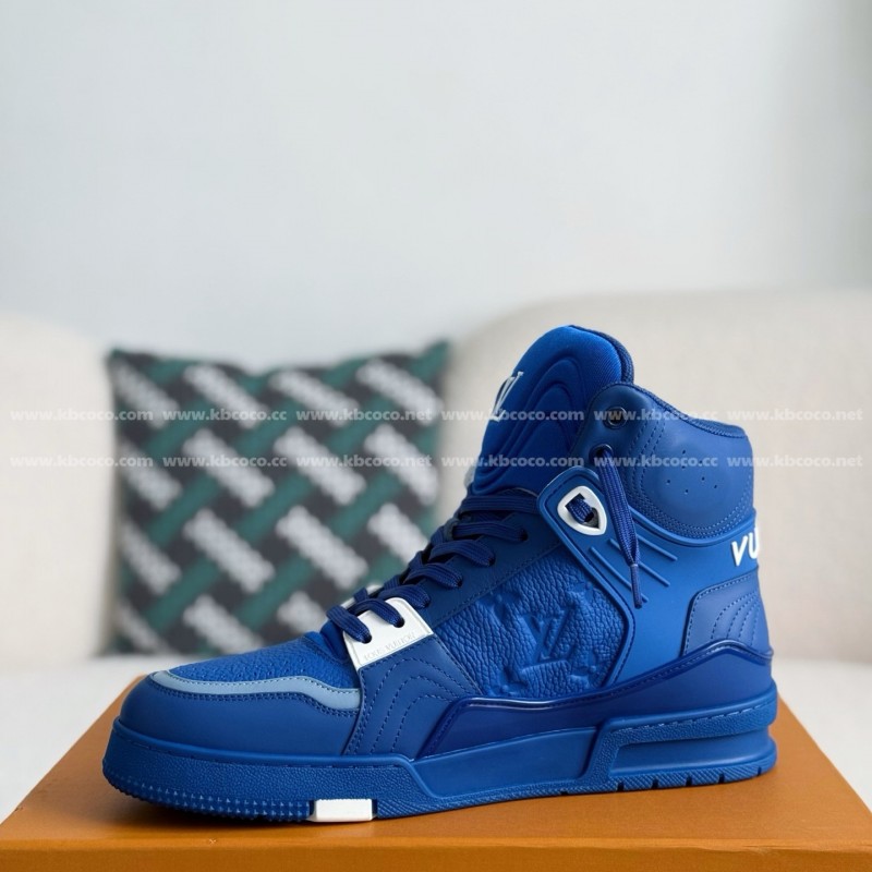 L0*is V*t0n Trainers High-Top Plimsolls