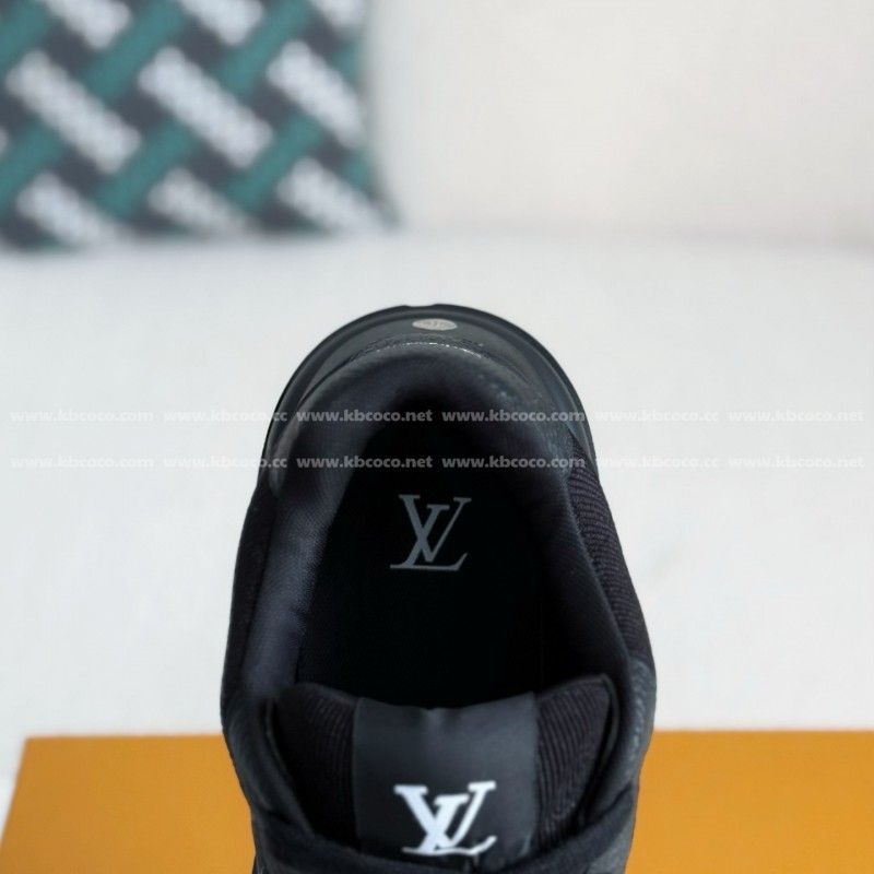L0*is V*t0n 2025 Autumn And Winter Series Classic Leather Casual Shoes