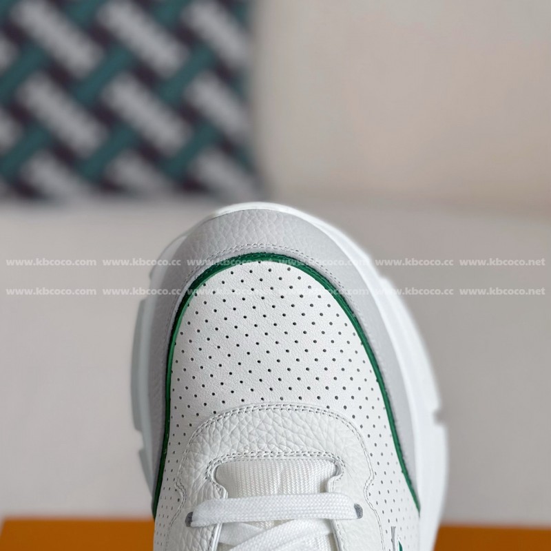 L0*is V*t0n 2025 Autumn And Winter Series Classic Leather Casual Shoes