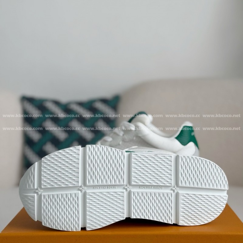 L0*is V*t0n 2025 Autumn And Winter Series Classic Leather Casual Shoes