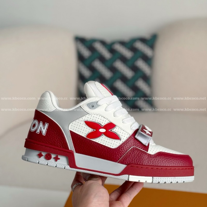 L0*is V*t0n TRAINER SNEAKERS