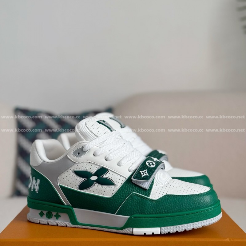 L0*is V*t0n TRAINER SNEAKERS