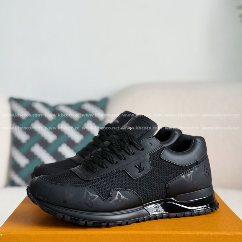 L0*is V*t0n RUN AWAY CASUAL SHOES