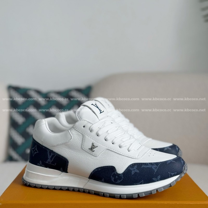 L0*is V*t0n RUN AWAY CASUAL SHOES