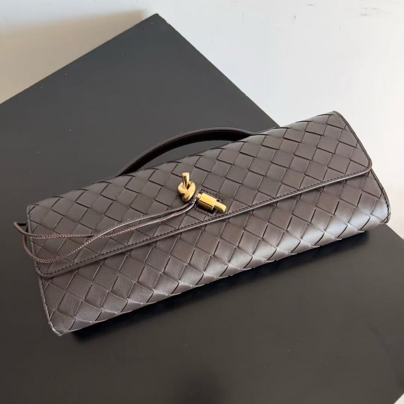 BOTTECA Ve*ne*ta uses exquisite craftsmanship intreccio woven imported sheepskin evening clutch bag Si