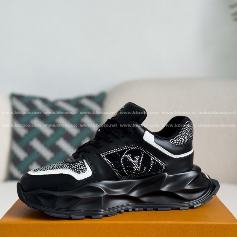 L0*is V*t0n CASUAL SPORTS SHOES