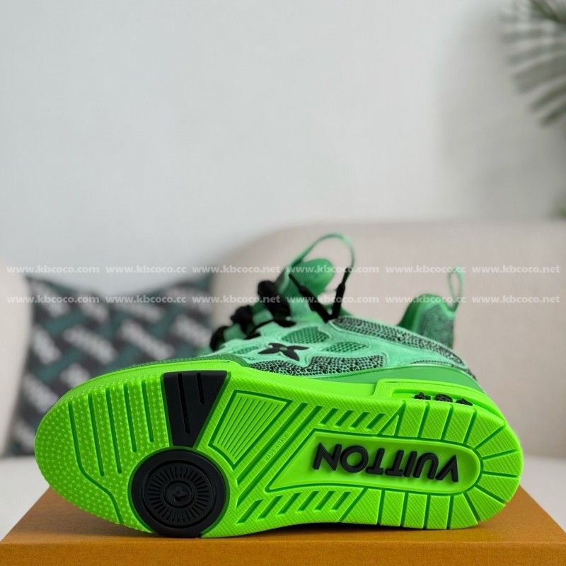 L0*is V*t0n RUNNER TATIC SNEAKERS
