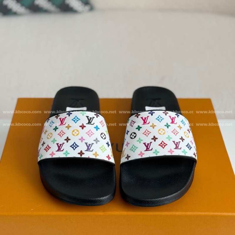 L0*is V*t0n SLIPPERS