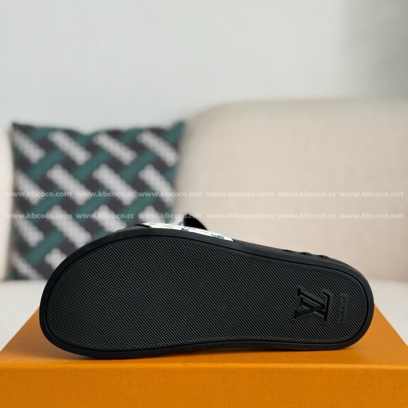 L0*is V*t0n SLIPPERS