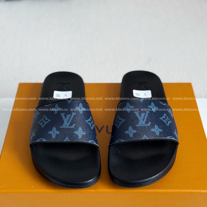 L0*is V*t0n SLIPPERS