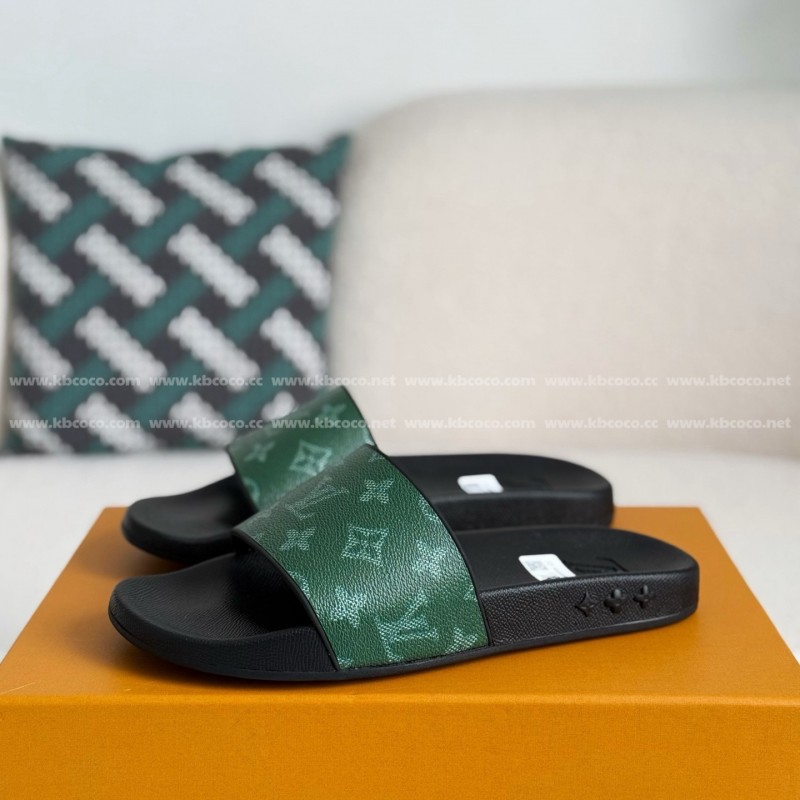 L0*is V*t0n SLIPPERS