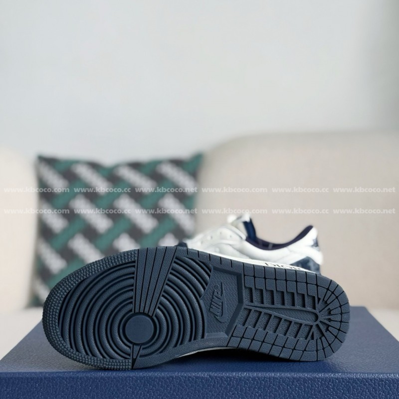 D*0r x Jordan Air Jordan 1 Low Golf 6.0 Sneakers