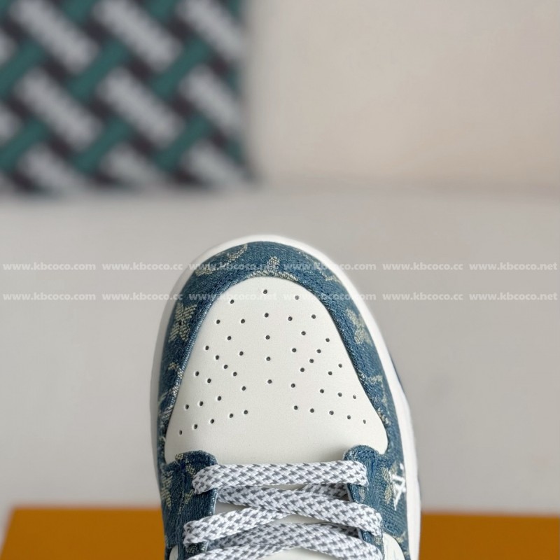 L0*is V*t0n x Nike Dunk Casual Sneakers