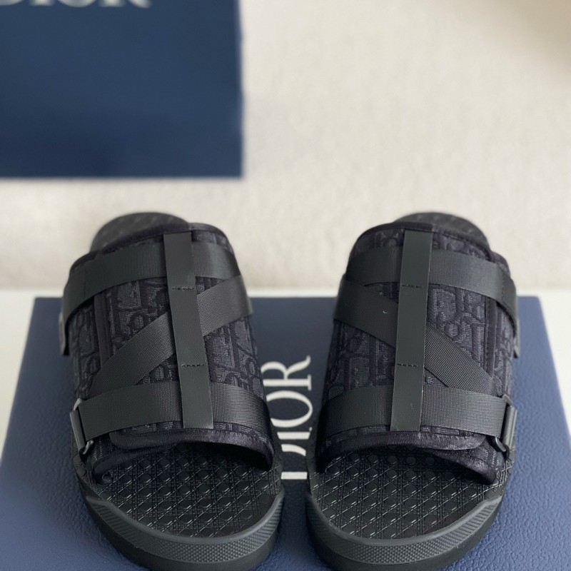 D*0r Alpha Sandals