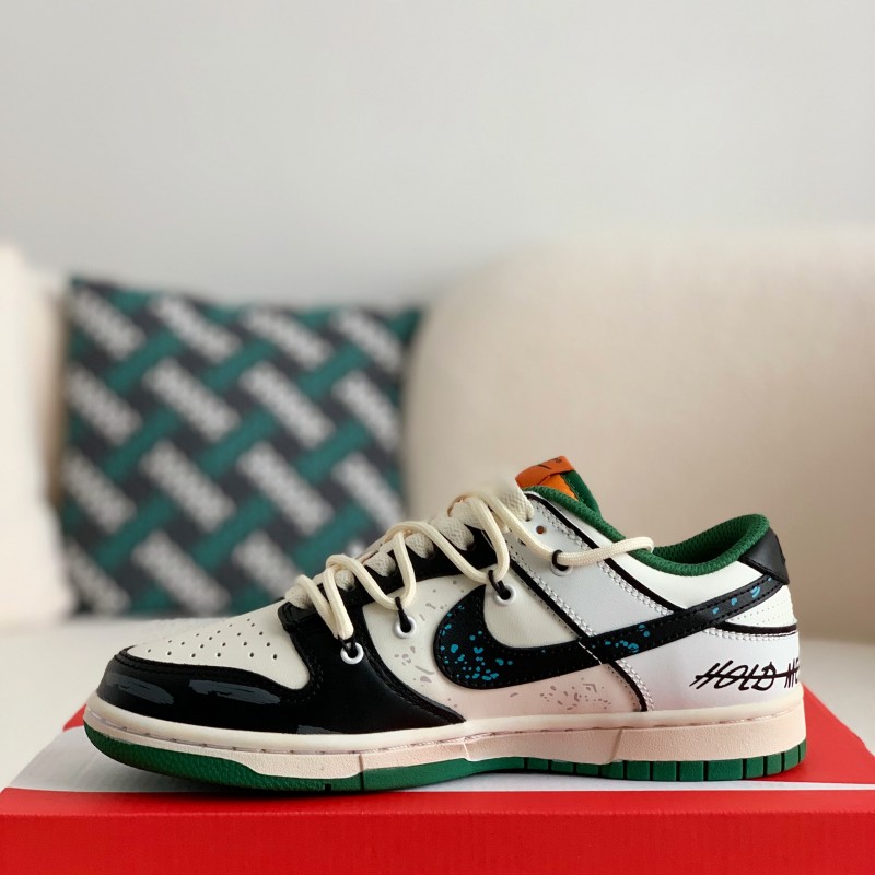 Nike NK Dunk Low Retro Sneakers