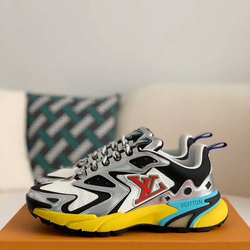 L0*is V*t0n Runner Tatic Sneakers