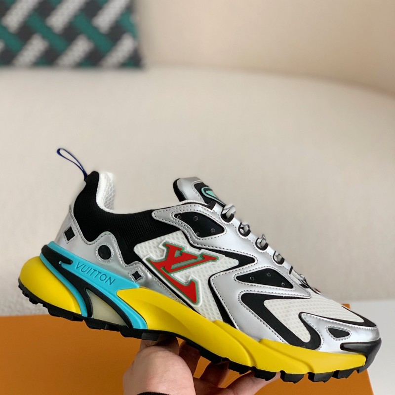 L0*is V*t0n Runner Tatic Sneakers