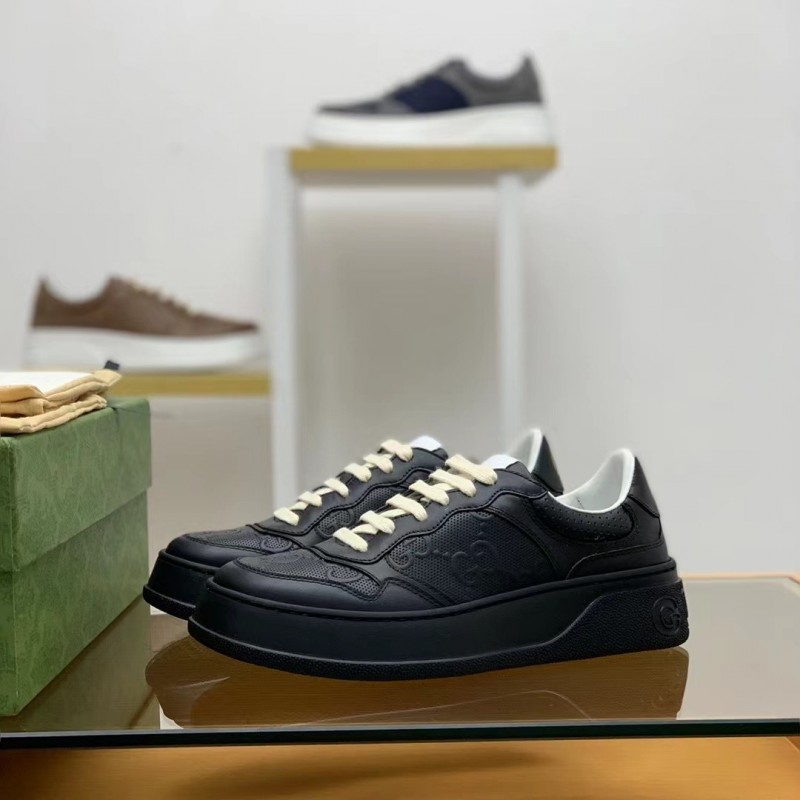 G*u*i sneakers Cowhide