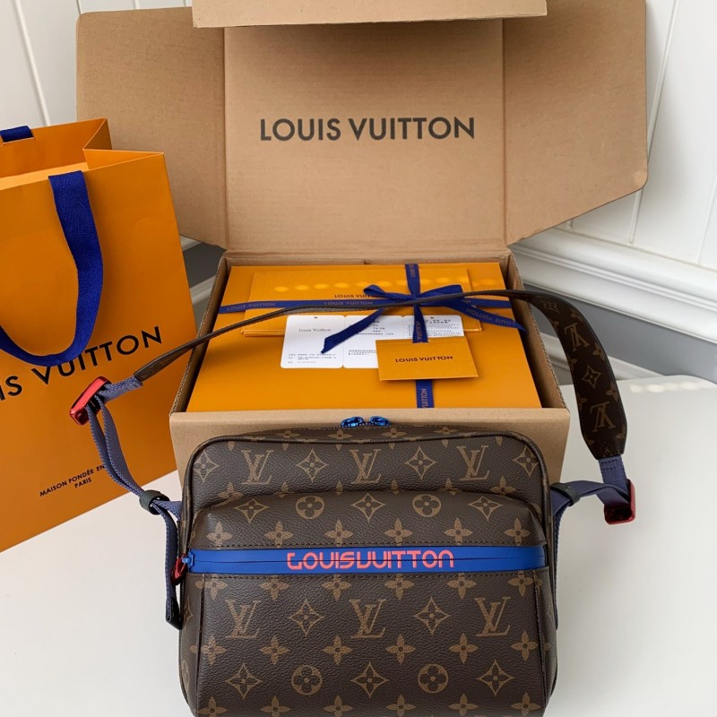 L0*is V*t0n Borsa Messenger Outdoor M43843，Size：26*20*10.5cm