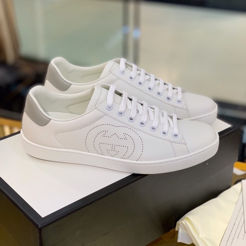 G*u*i sneakers S*pport chip phone sensing