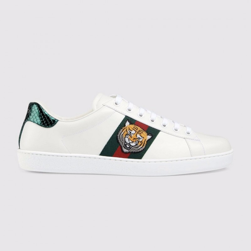 G*u*i sneakers S*pport chip phone sensing