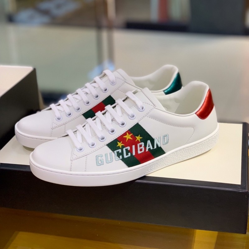 G*u*i sneakers S*pport chip phone sensing