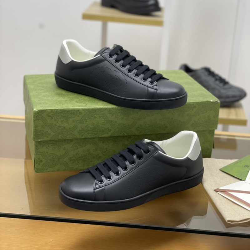 G*u*i sneakers S*pport chip phone sensing