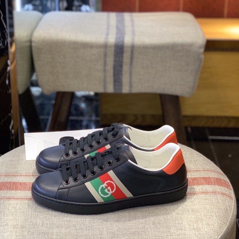 G*u*i sneakers S*pport chip phone sensing