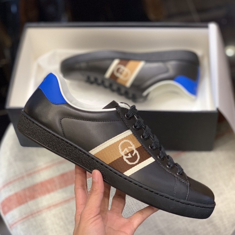 G*u*i sneakers S*pport chip phone sensing