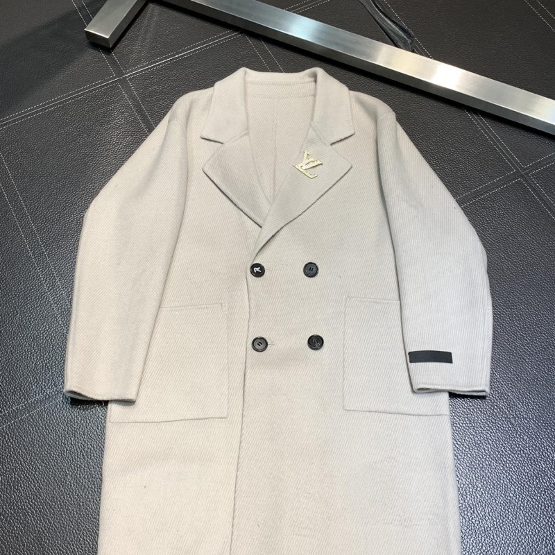 L0*is V*t0n Men's Sherpa Coat