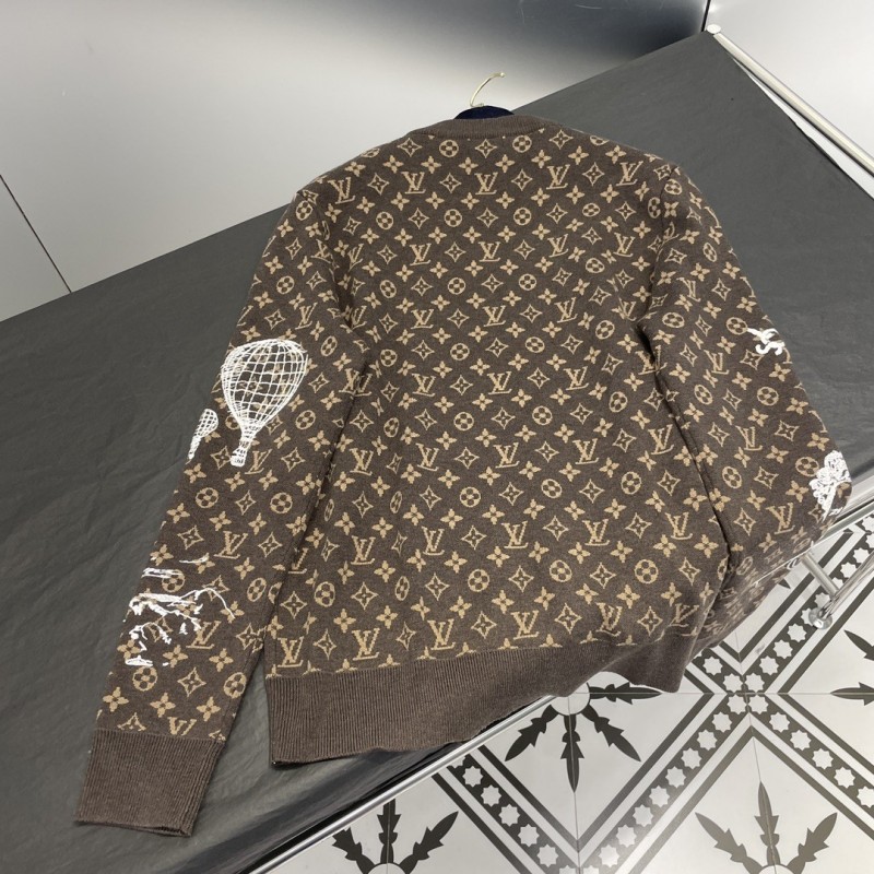 L0*is V*t0n Full body LVSE MONOGRAM crew neck shirt