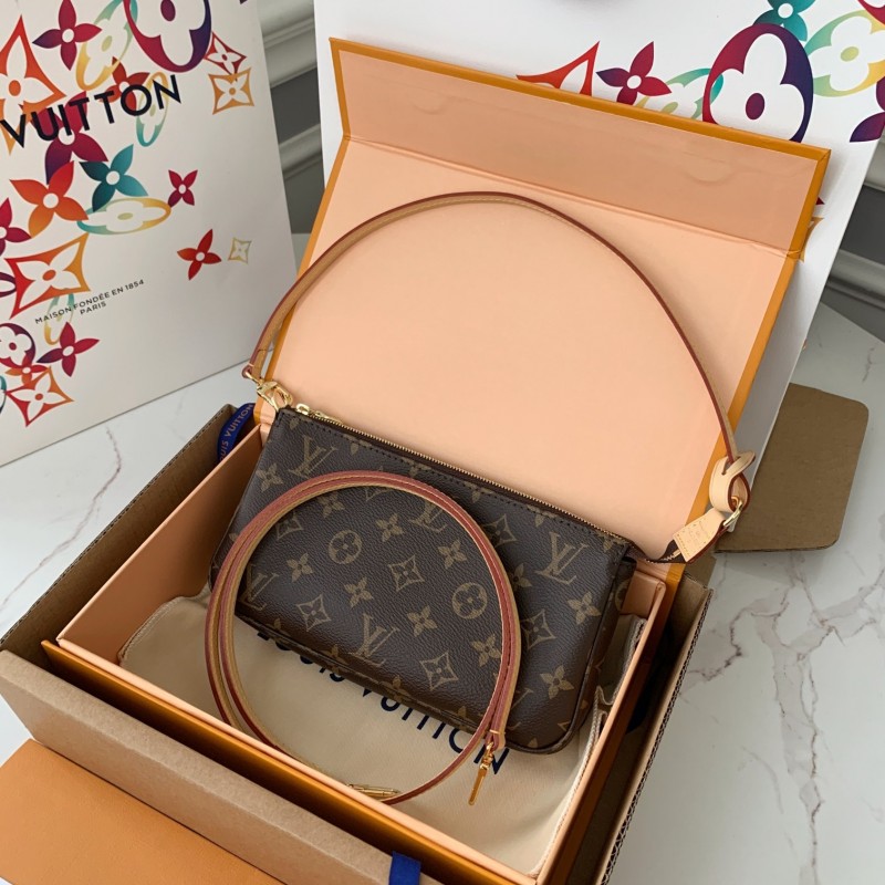 L0*is V*t0n Pochette Accessories M40712 size：23.5*13.5cm