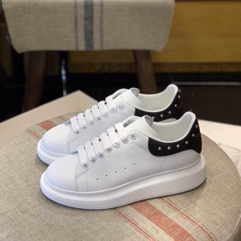 Ale*d*r M*Q*en MQ black tail Rose nail Sneakers