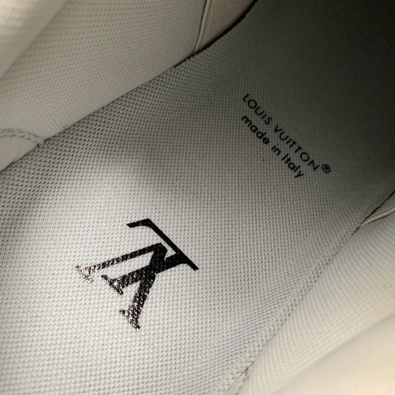 L0*is V*t0n Skate Sneakers