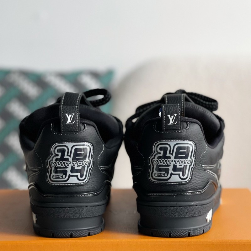 L0*is V*t0n Skate Sneakers