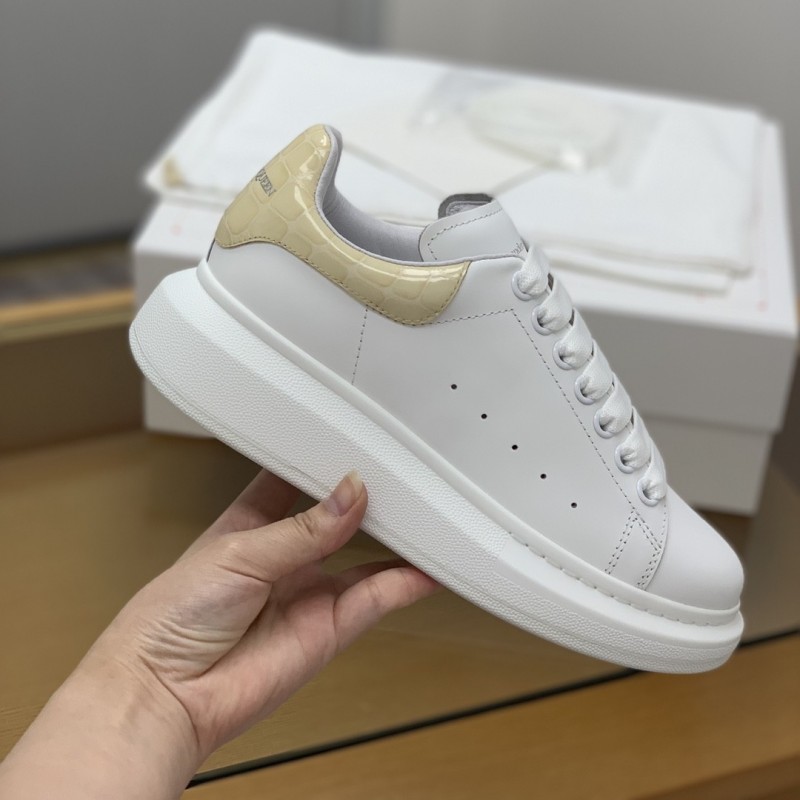 Ale*d*r M*Q*en MQ Apricot bead Stone grain tail Sneakers
