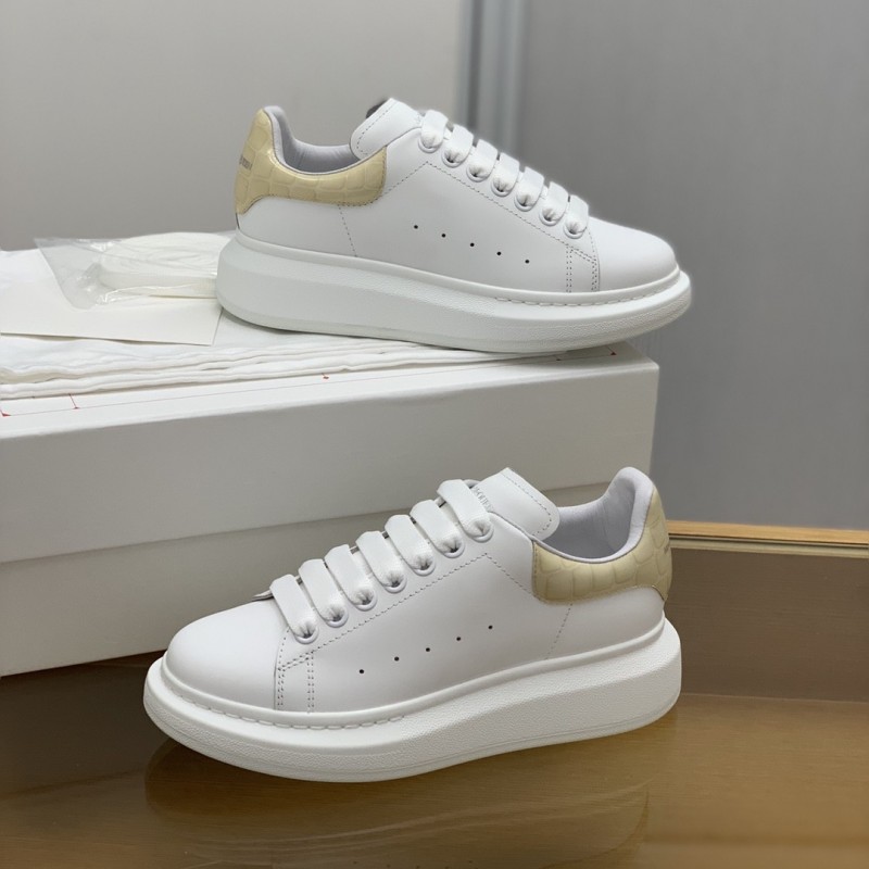 Ale*d*r M*Q*en MQ Apricot bead Stone grain tail Sneakers