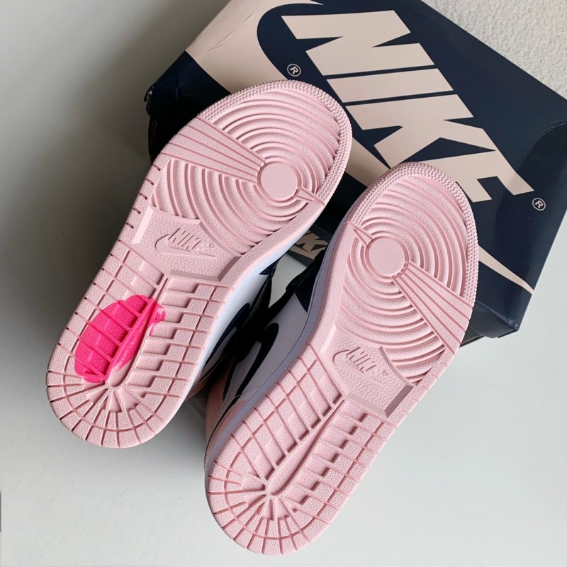 Air Jordan 1 High Sneanker