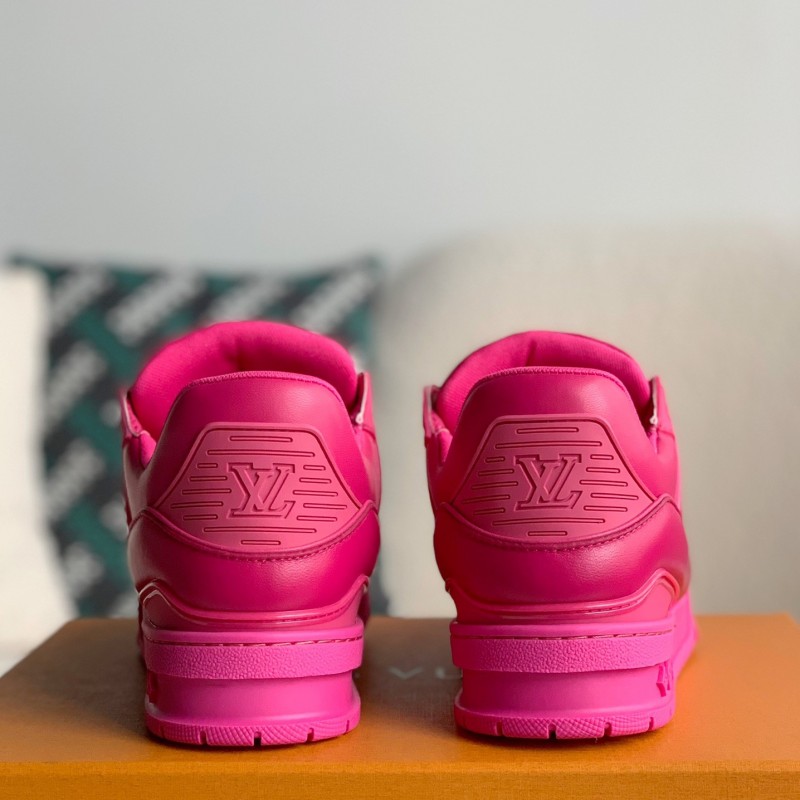 L0*is V*t0n Trainer Sneakers