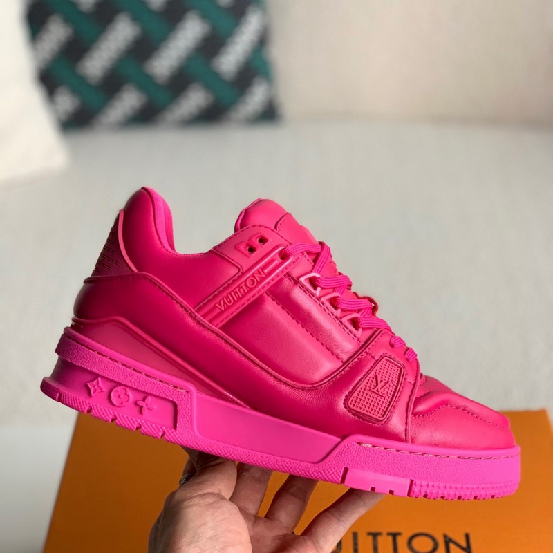 L0*is V*t0n Trainer Sneakers