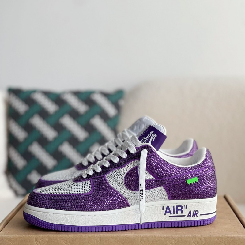L0*is V*t0n × NIKE AIR FORCE 1 SNEAKER