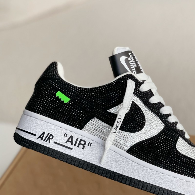 L0*is V*t0n × NIKE AIR FORCE 1 SNEAKER