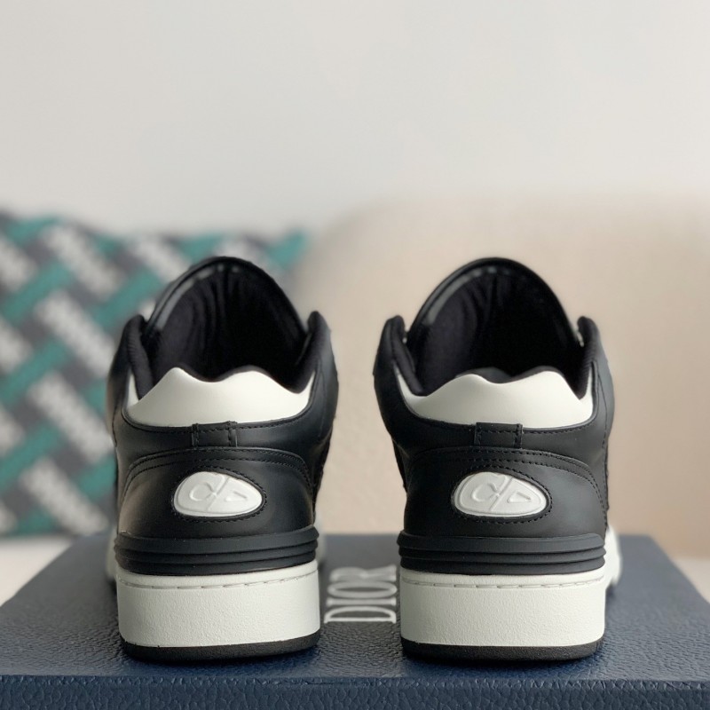 D*0r B57 New Sneaker