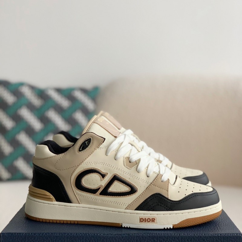 D*0r B57 New Sneaker