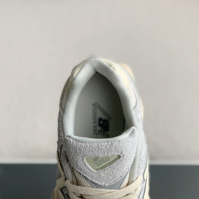 New Balance 2022R Phantom 9060 Sneakers