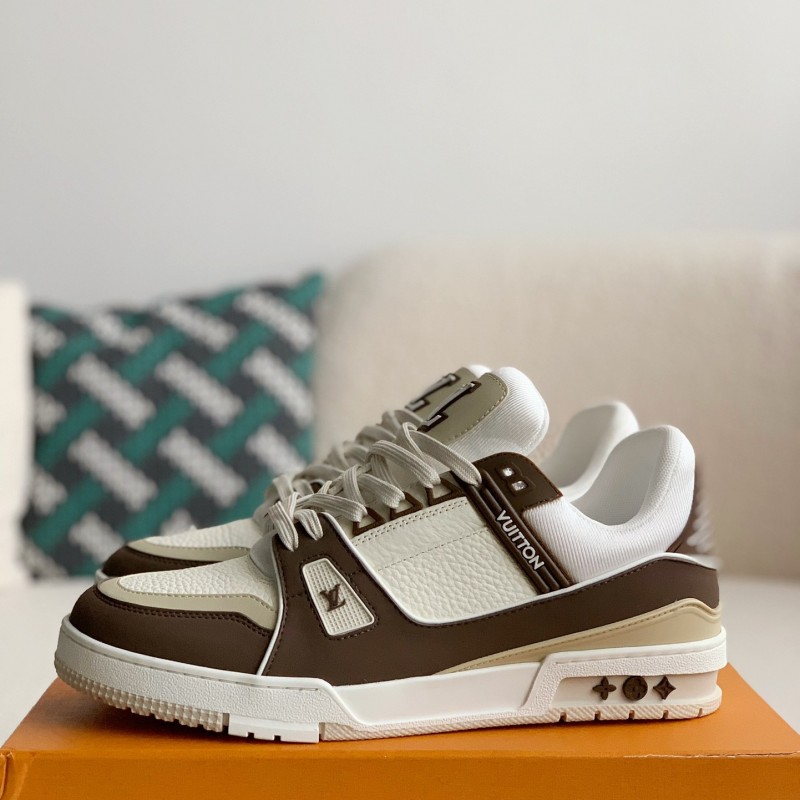 L0*is V*t0n Trainer Sneakers