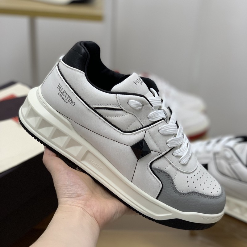 va*t*no sneakers