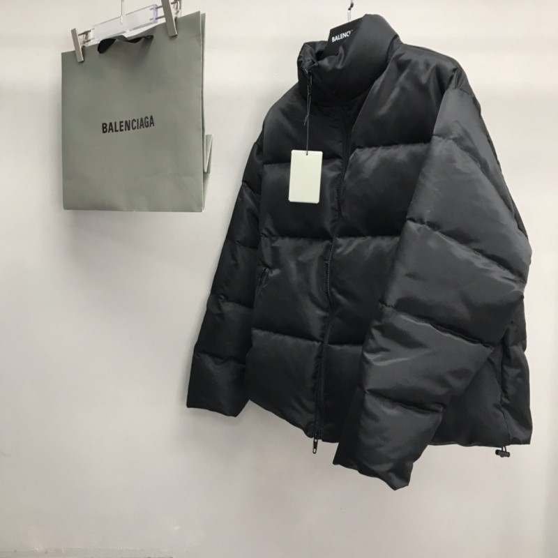 Ba*len*cia*ga down jacket