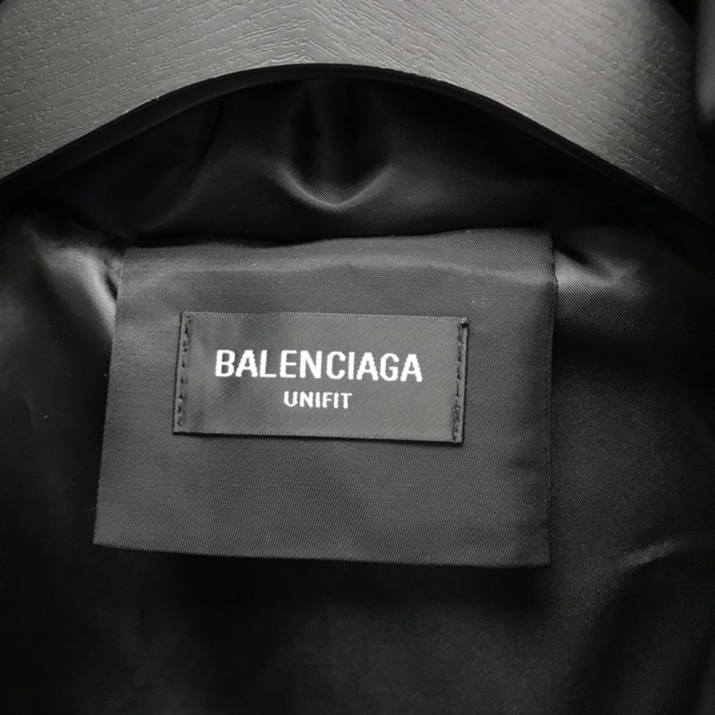 Ba*len*cia*ga down jacket